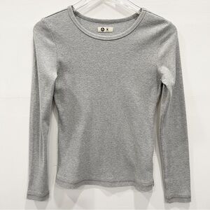 American Giant Grey Long Sleeve Ribbed Top Medium